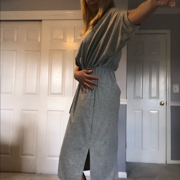 “Prologue" brand, knit batwing midi-dress w/elastic belted waist & mock neck - Picture 6 of 15